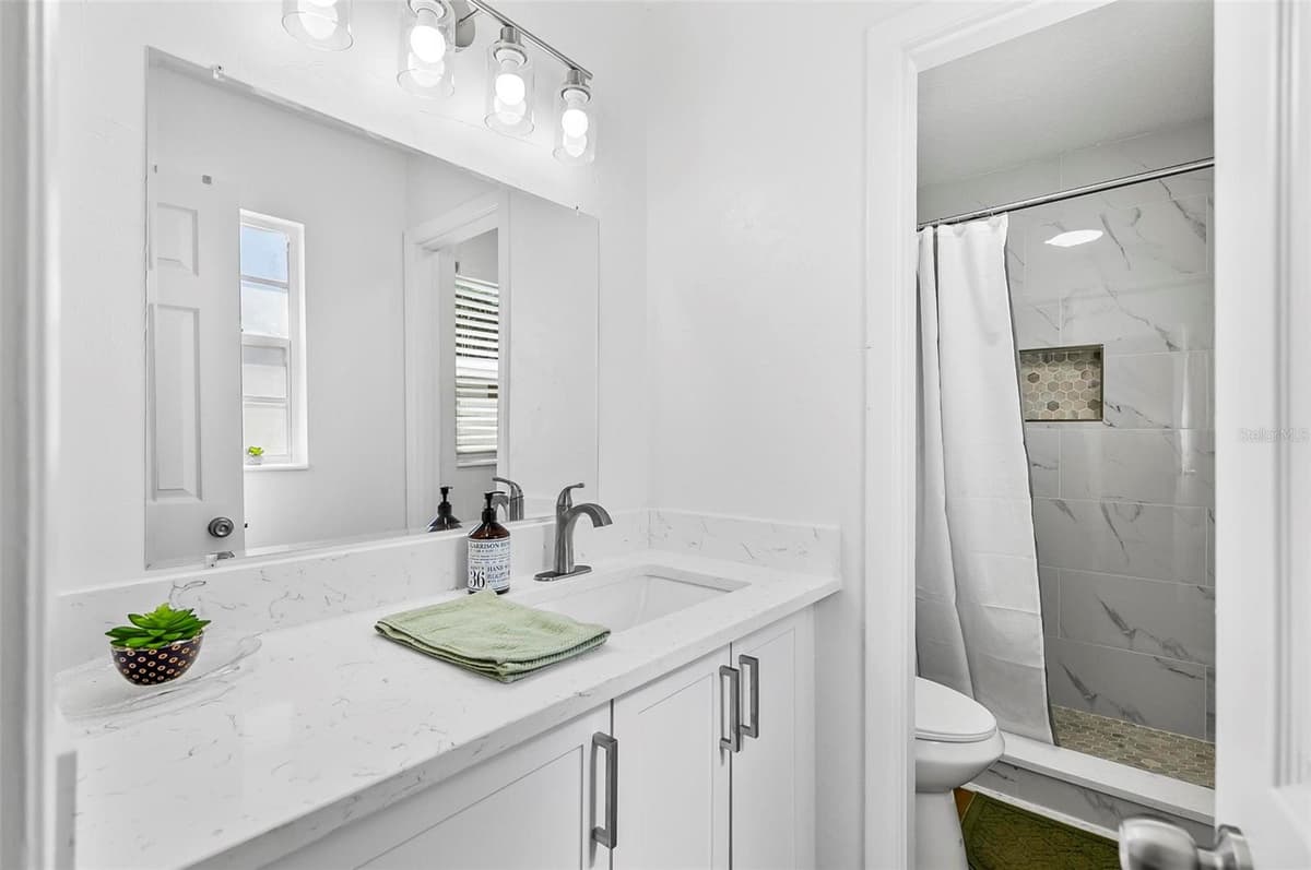 45 FARRAGUT DRIVE — photo 37 of 51