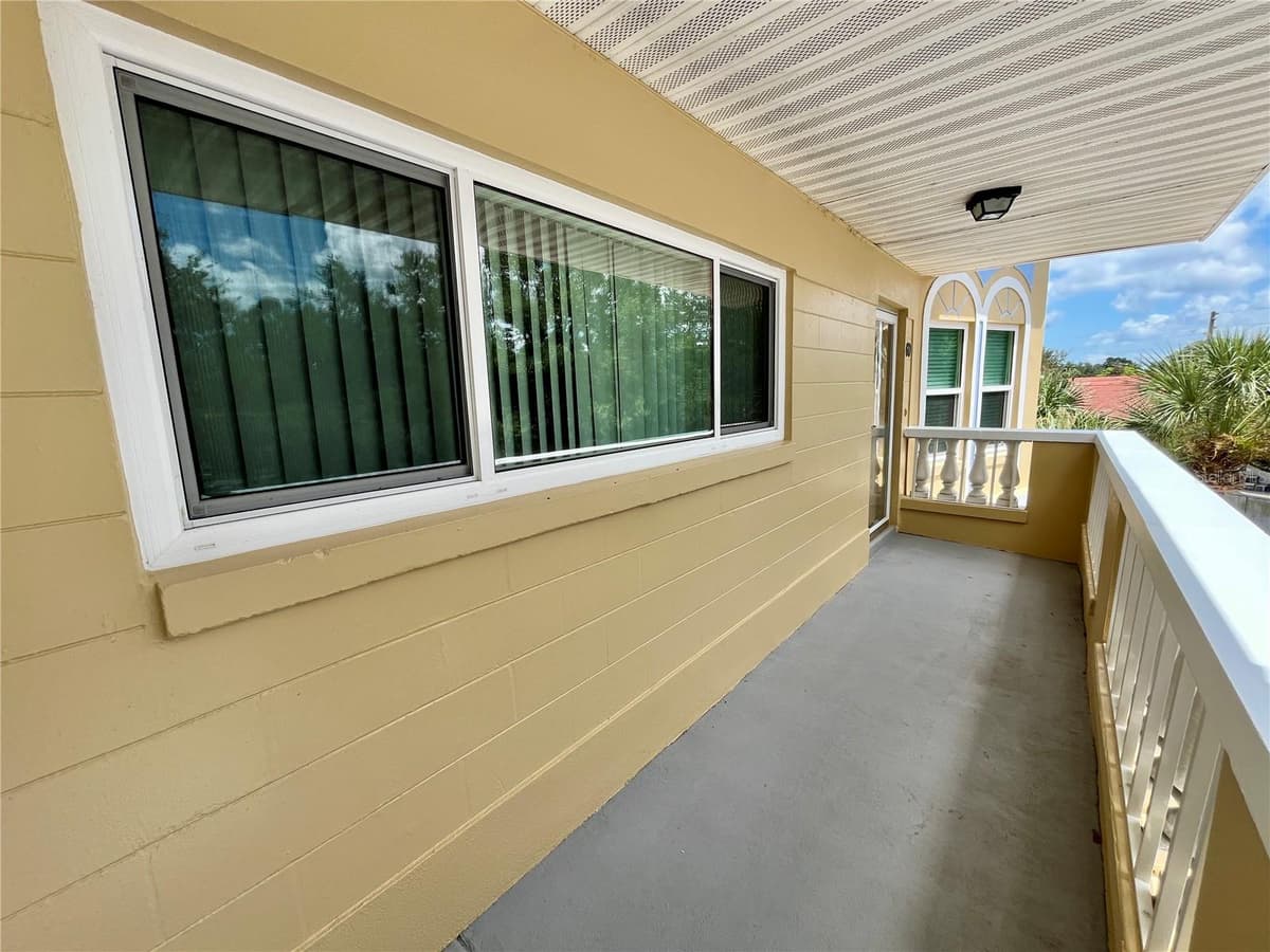 2220 SPANISH DRIVE — photo 4 of 65