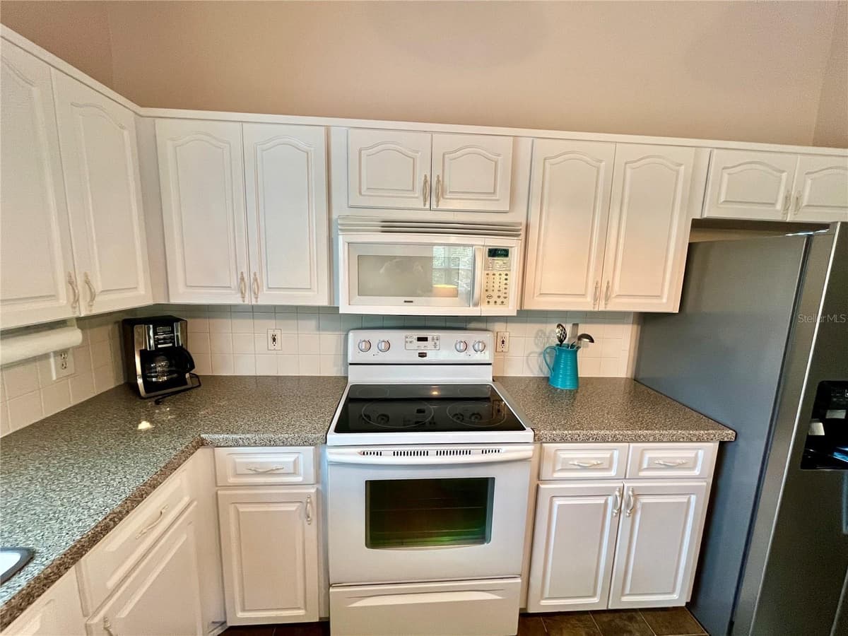 2220 SPANISH DRIVE — photo 19 of 65
