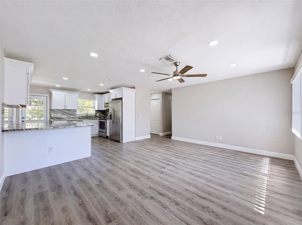 14998 MOCKINGBIRD LANE — photo 3 of 31