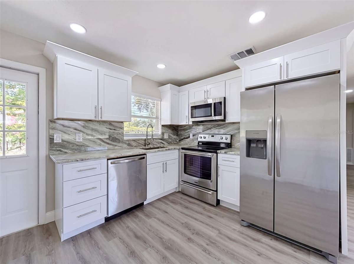 14998 MOCKINGBIRD LANE — photo 9 of 31