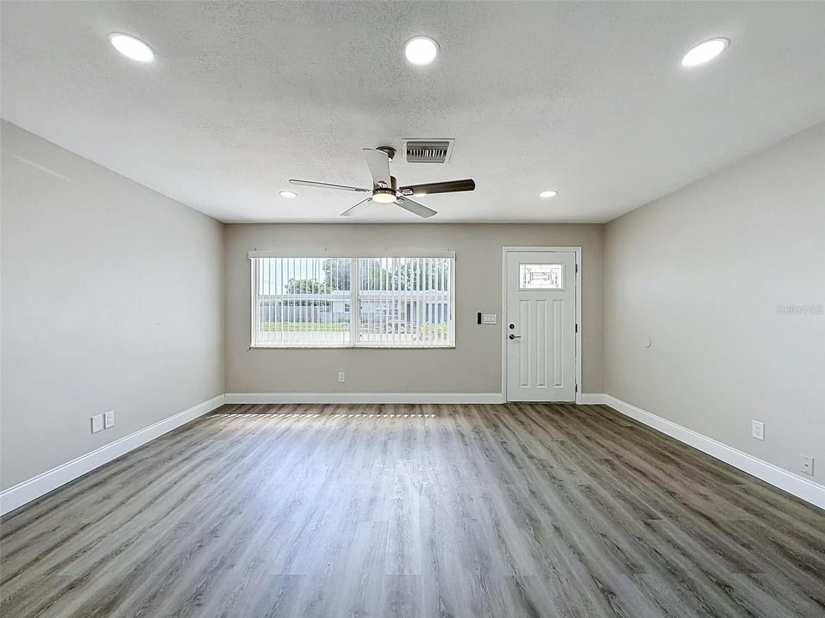 14998 MOCKINGBIRD LANE — photo 5 of 31