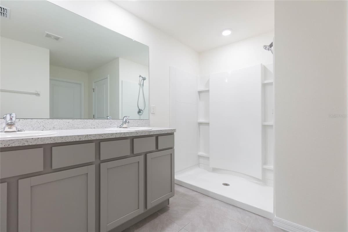 10732 CHIPPEWA DRIVE — photo 23 of 47