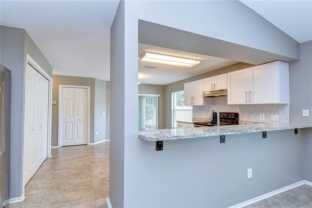 8736 MORRISON OAKS COURT — photo 14 of 40