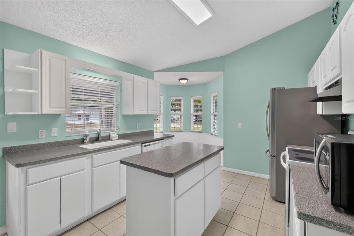 606 CRICKET HOLLOW LANE — photo 17 of 42