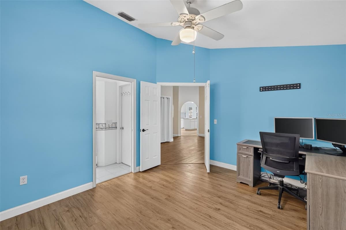 606 CRICKET HOLLOW LANE — photo 25 of 42