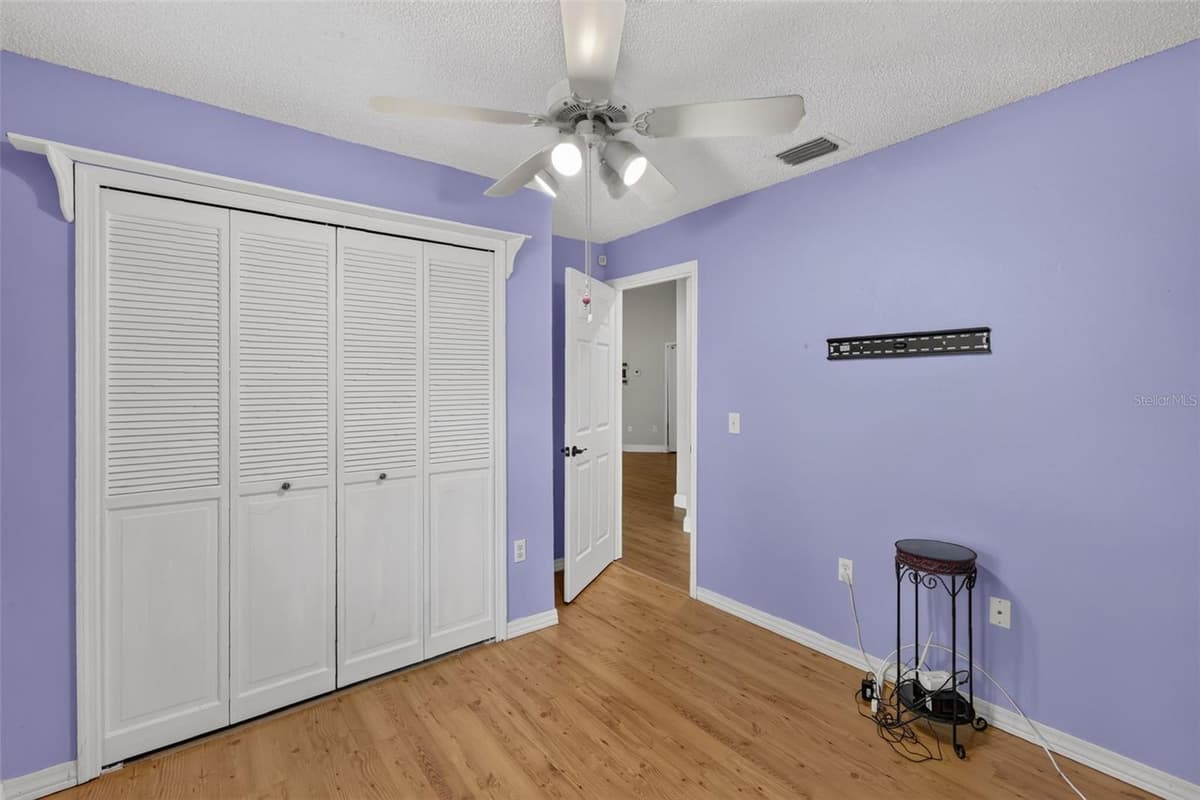 606 CRICKET HOLLOW LANE — photo 30 of 42