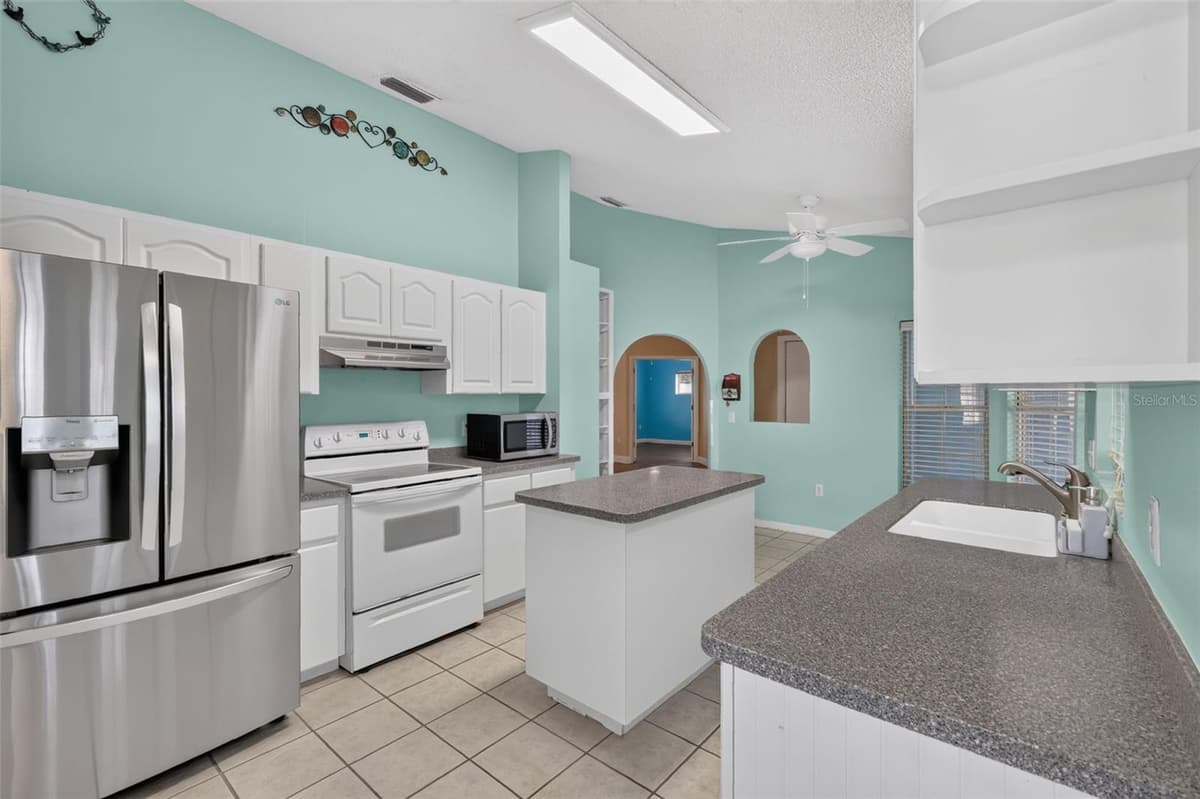606 CRICKET HOLLOW LANE — photo 21 of 42