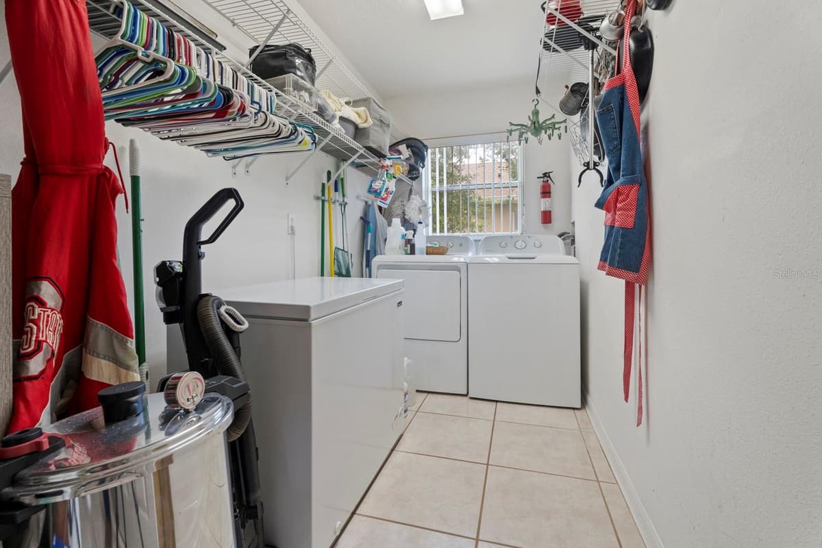 2856 MIDDLETON CIRCLE — photo 60 of 64