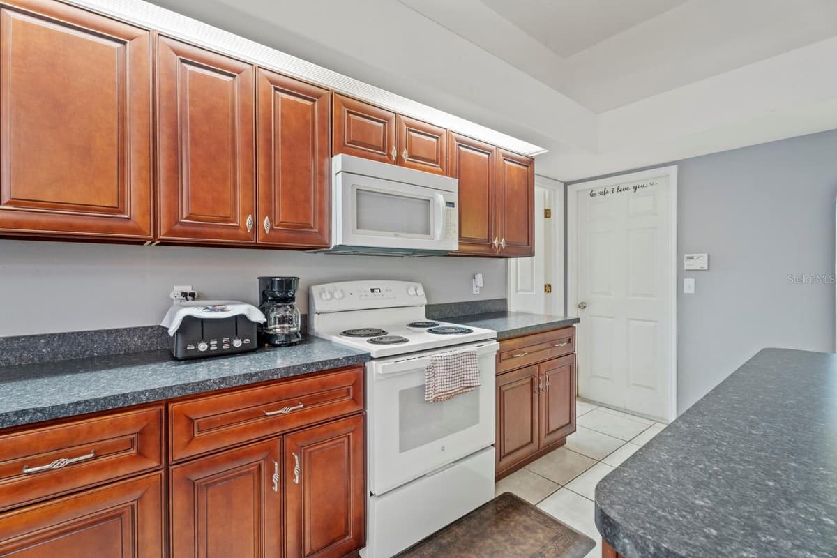 2856 MIDDLETON CIRCLE — photo 41 of 64