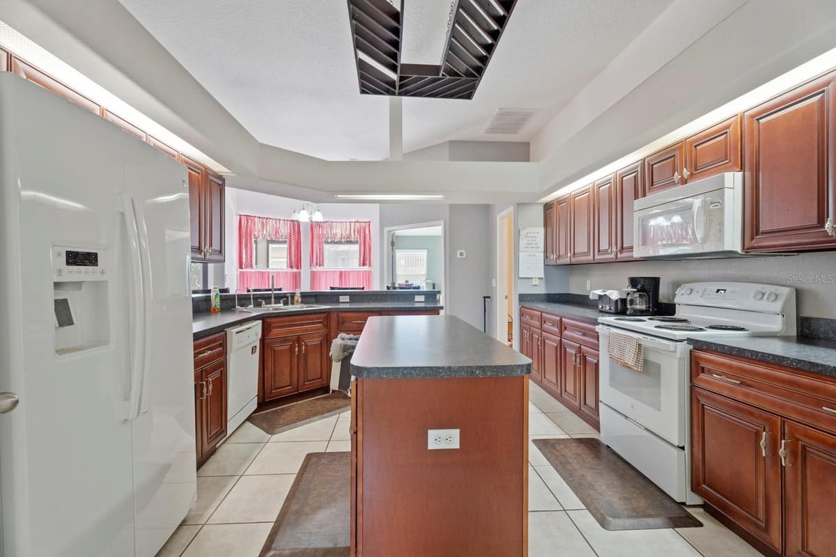 2856 MIDDLETON CIRCLE — photo 37 of 64