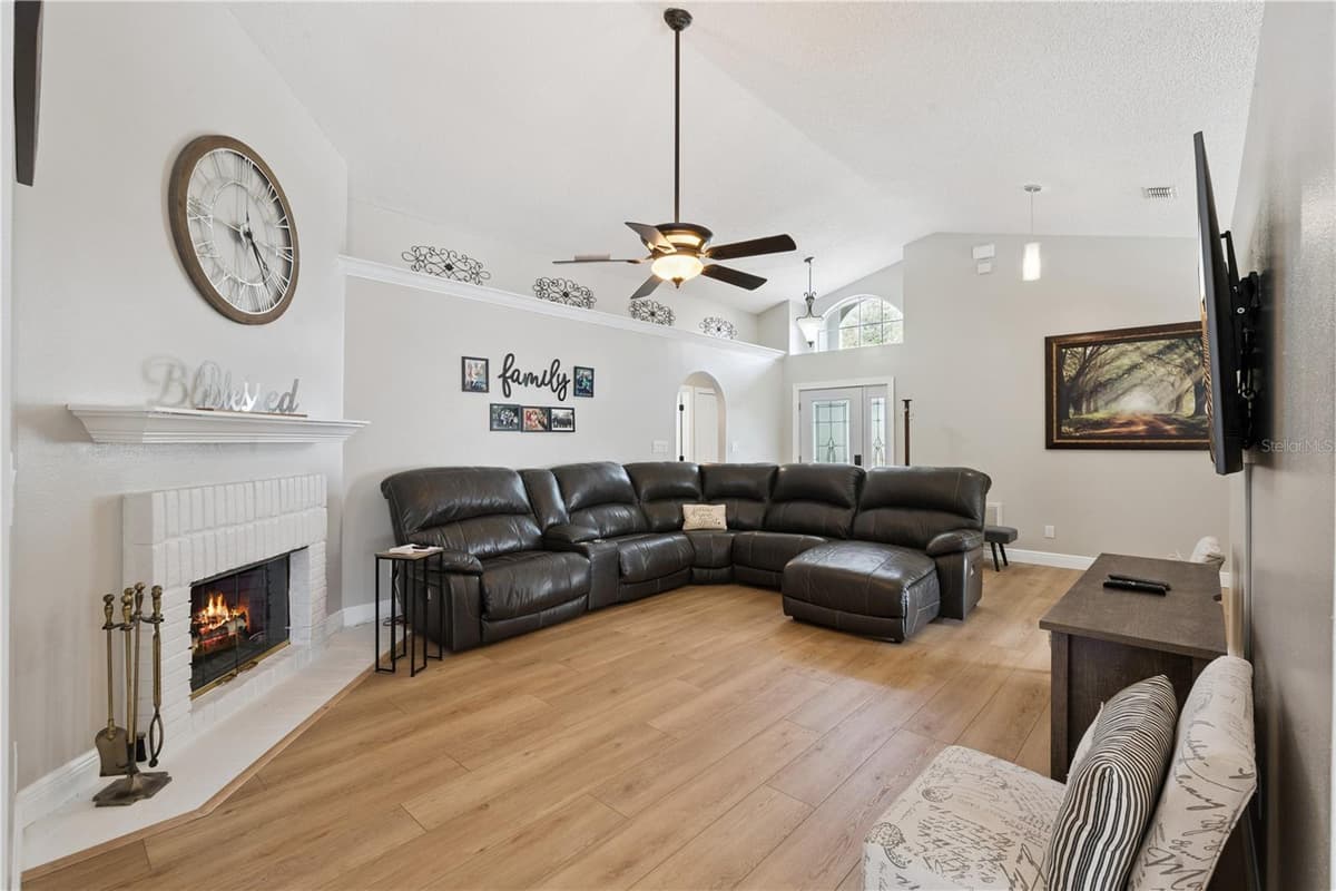 13221 WILD DUCK COURT — photo 3 of 17