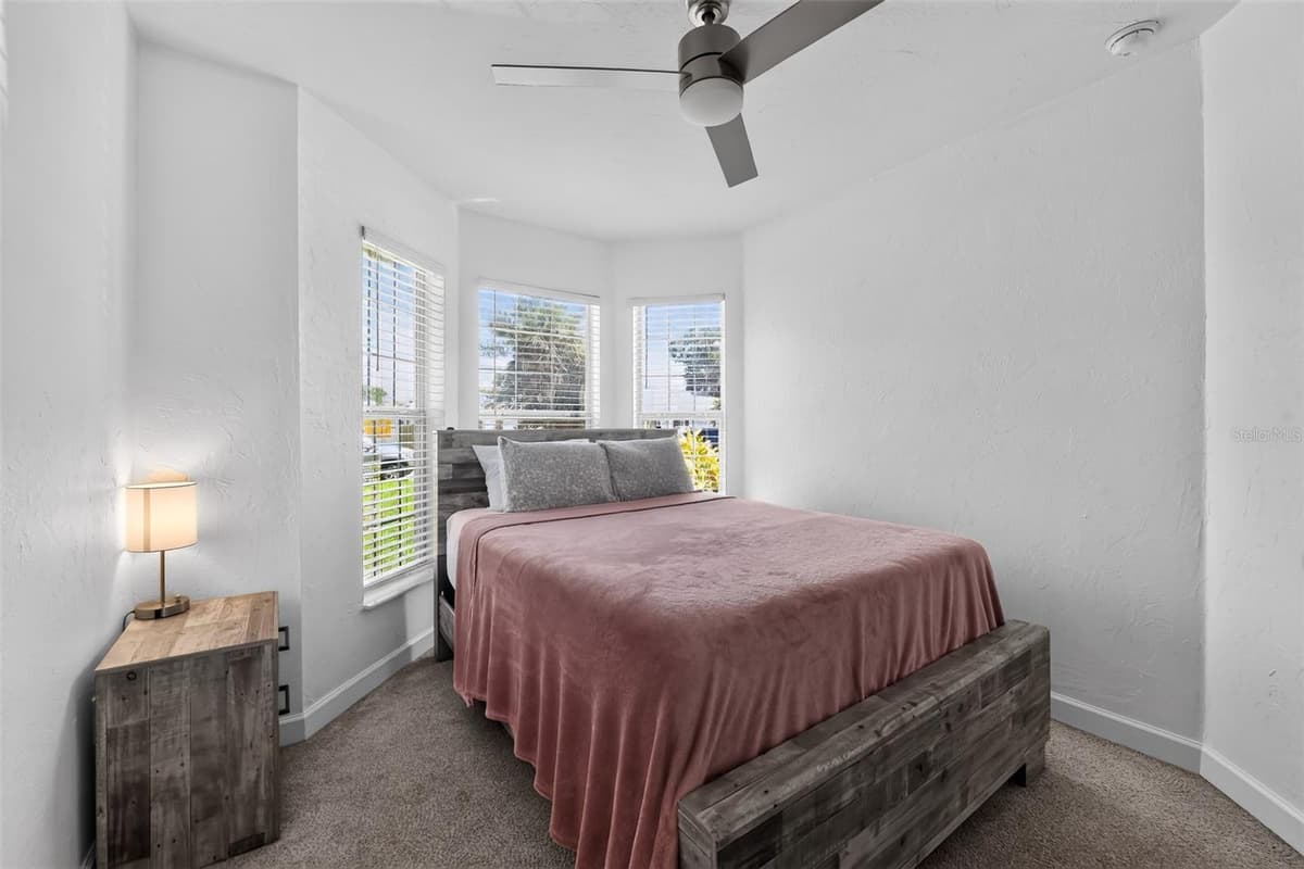 1816 RITA STREET — photo 20 of 37