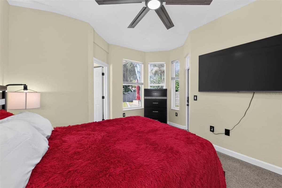 1816 RITA STREET — photo 10 of 37
