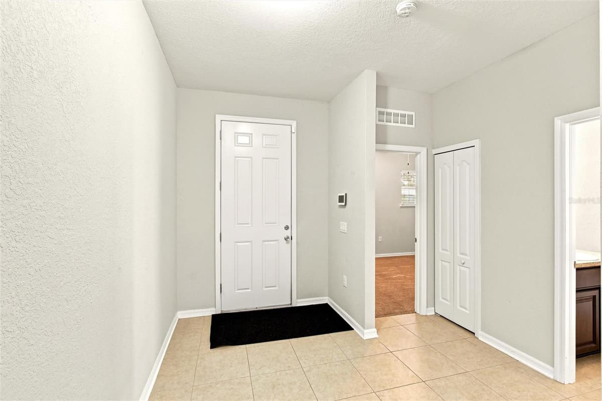 3987 RIVER BANK WAY — photo 5 of 40