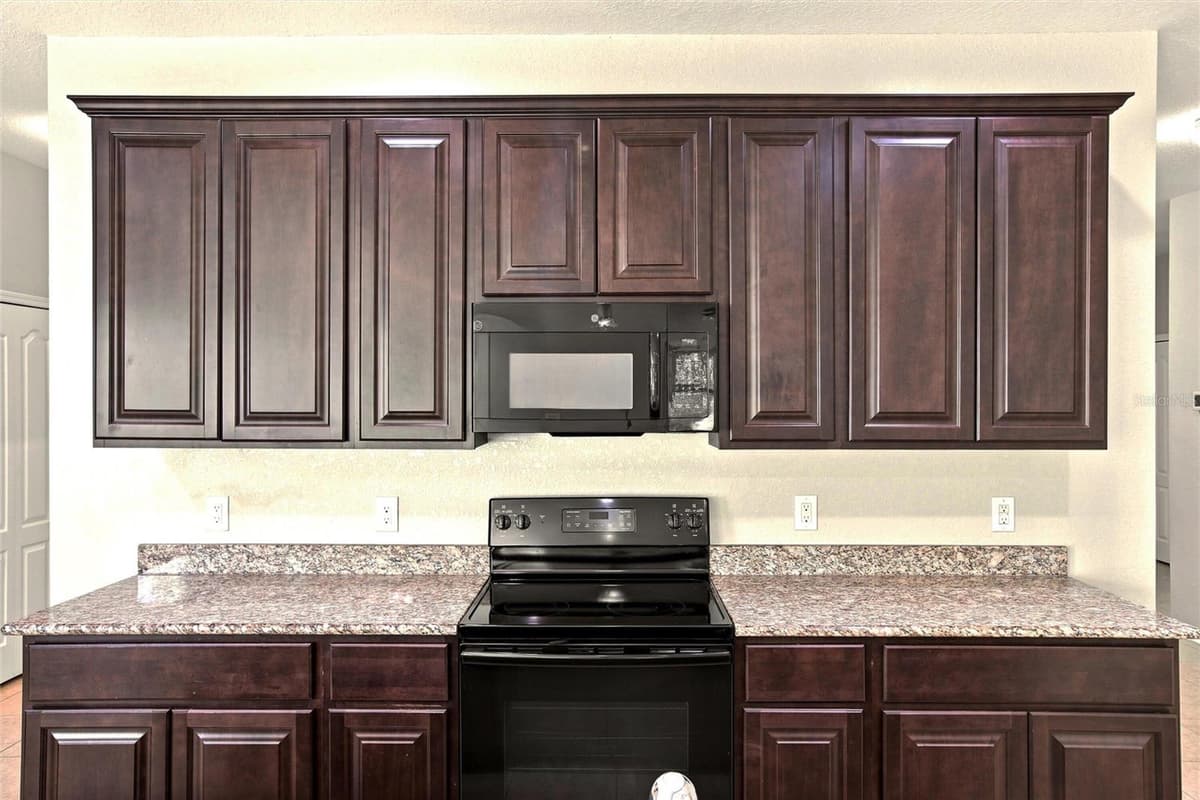 3987 RIVER BANK WAY — photo 12 of 40