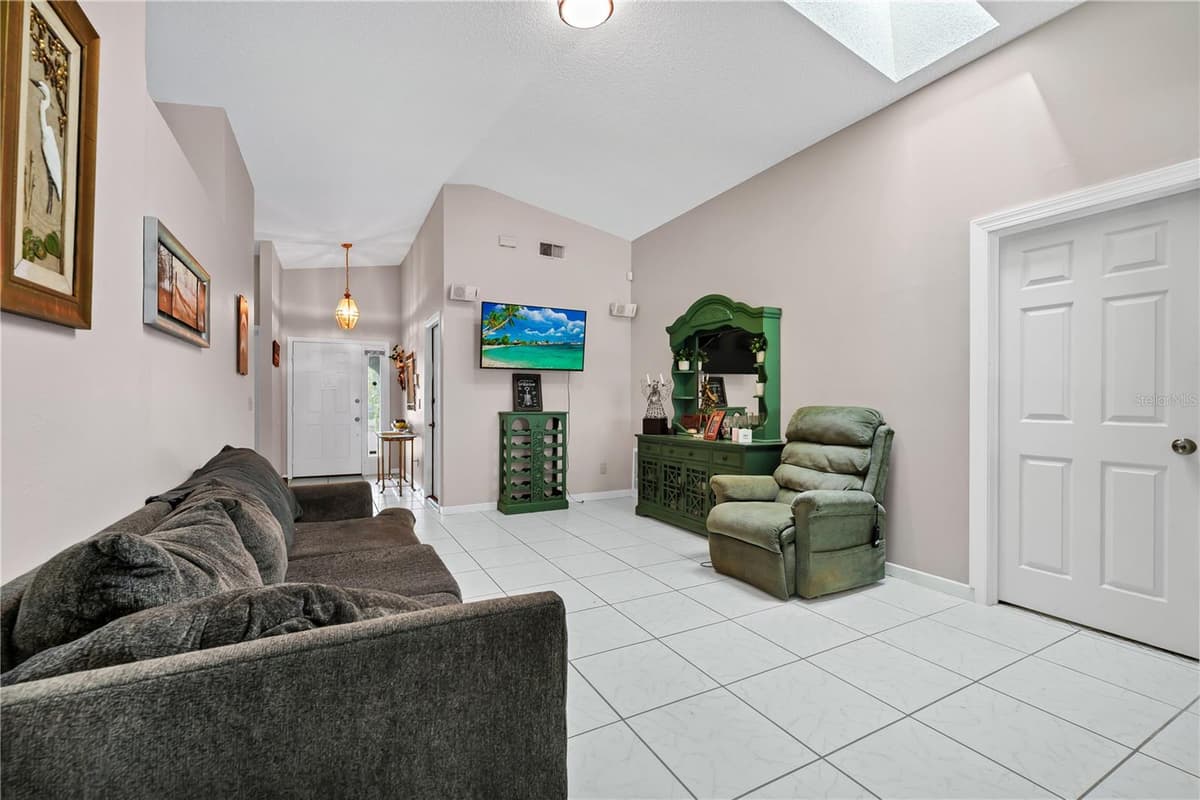 2619 HERON LANDING COURT — photo 5 of 32