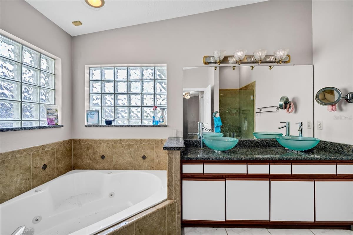 2619 HERON LANDING COURT — photo 13 of 32