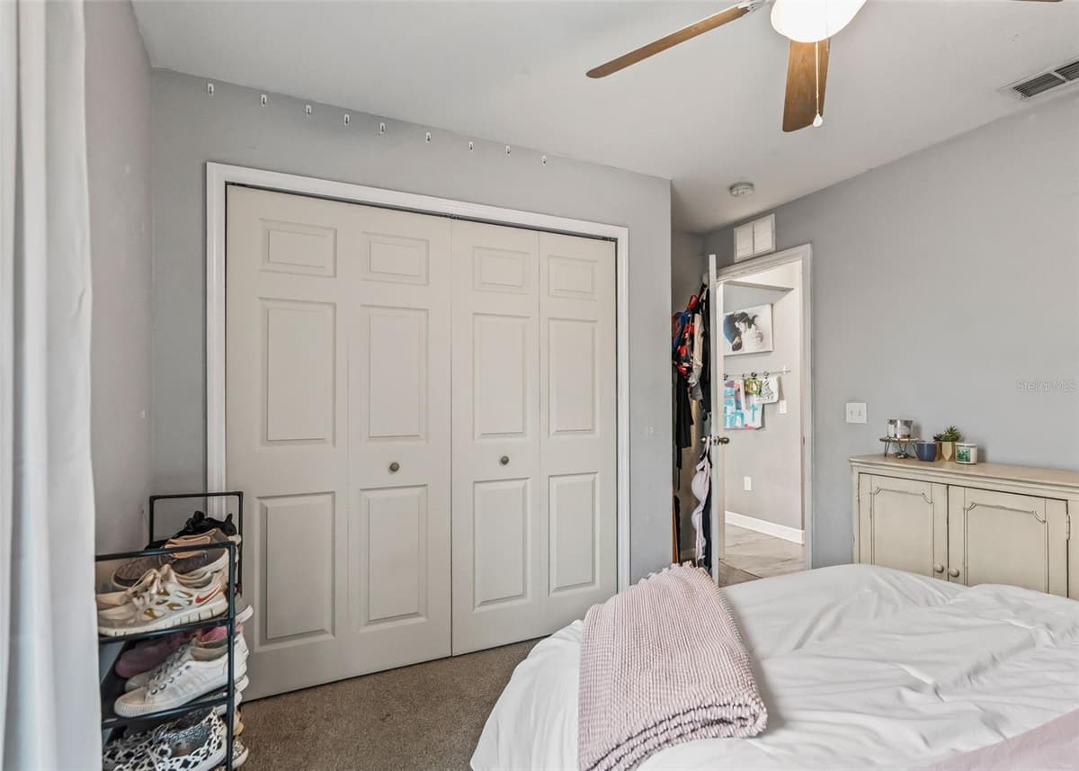 6 HEMLOCK COURT PASS — photo 21 of 33