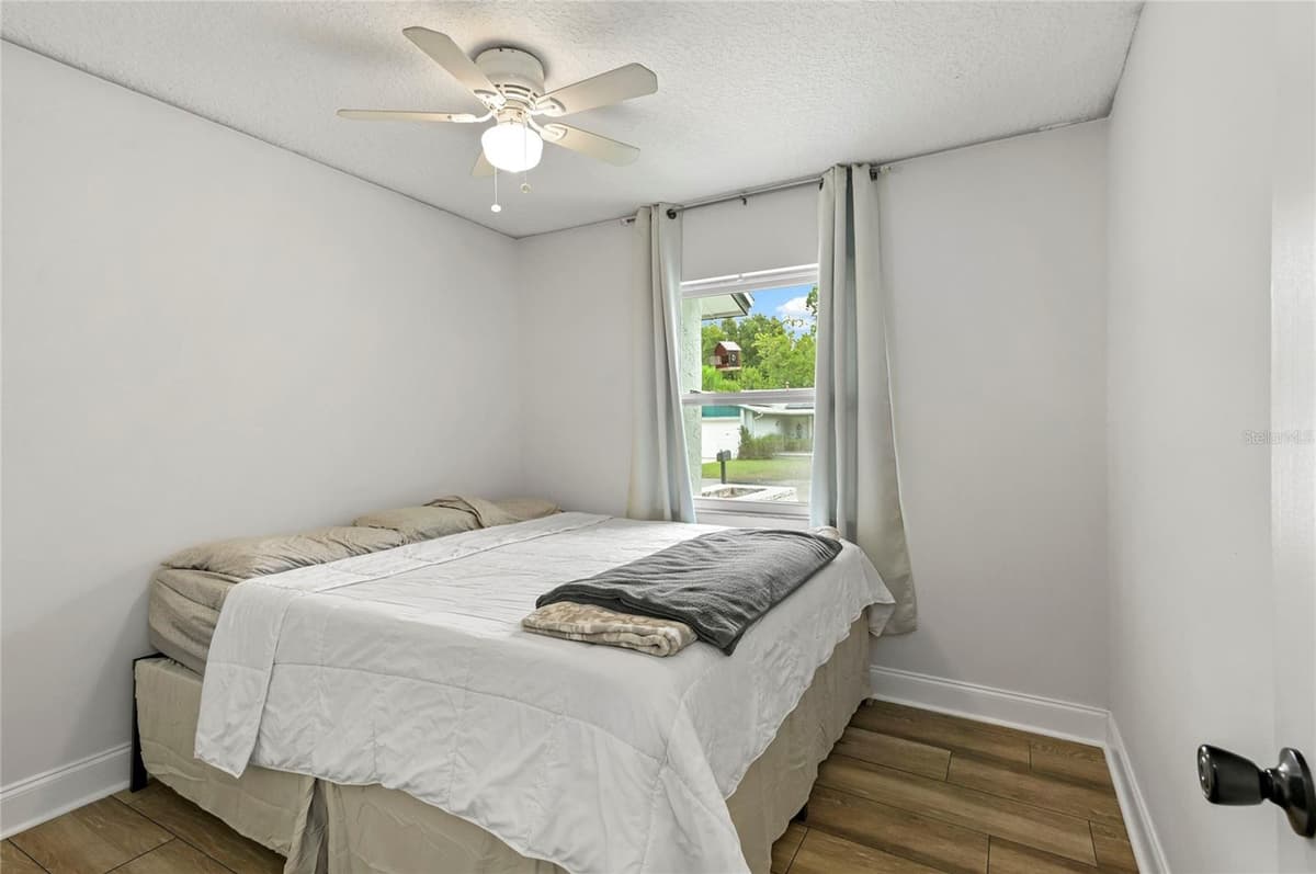 872 FALKIRK DRIVE — photo 17 of 22