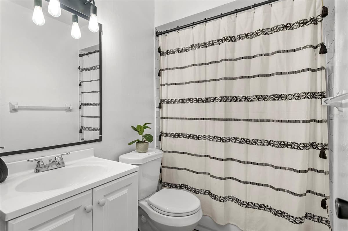 872 FALKIRK DRIVE — photo 16 of 22