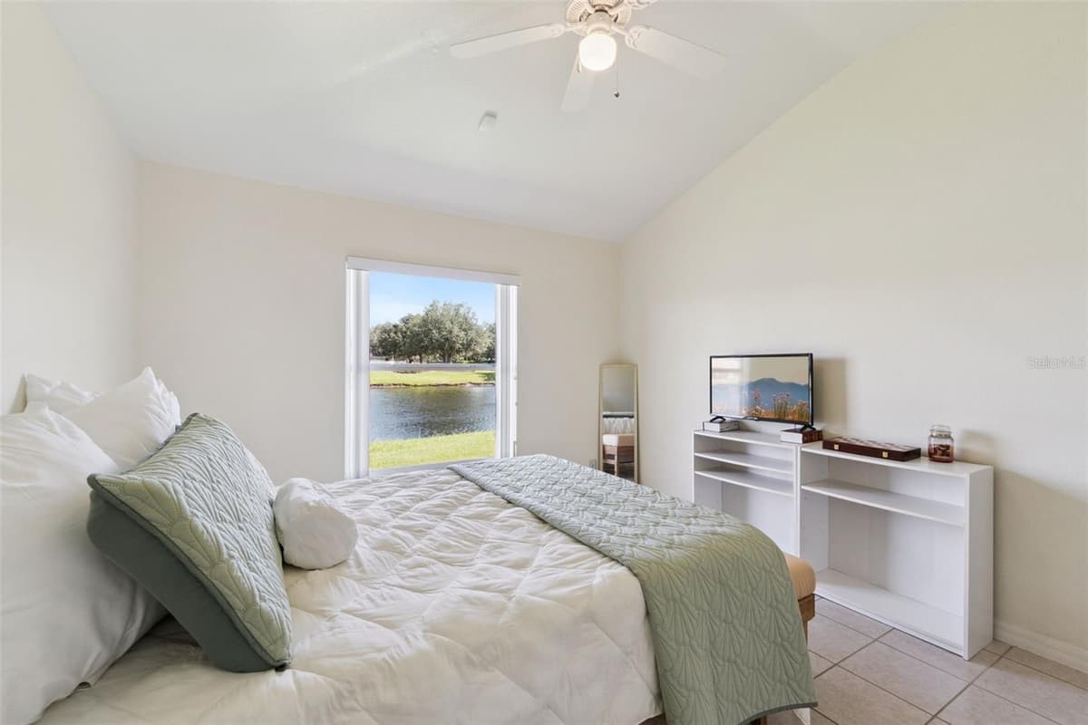 3805 LAUREL VIEW DRIVE — photo 18 of 39