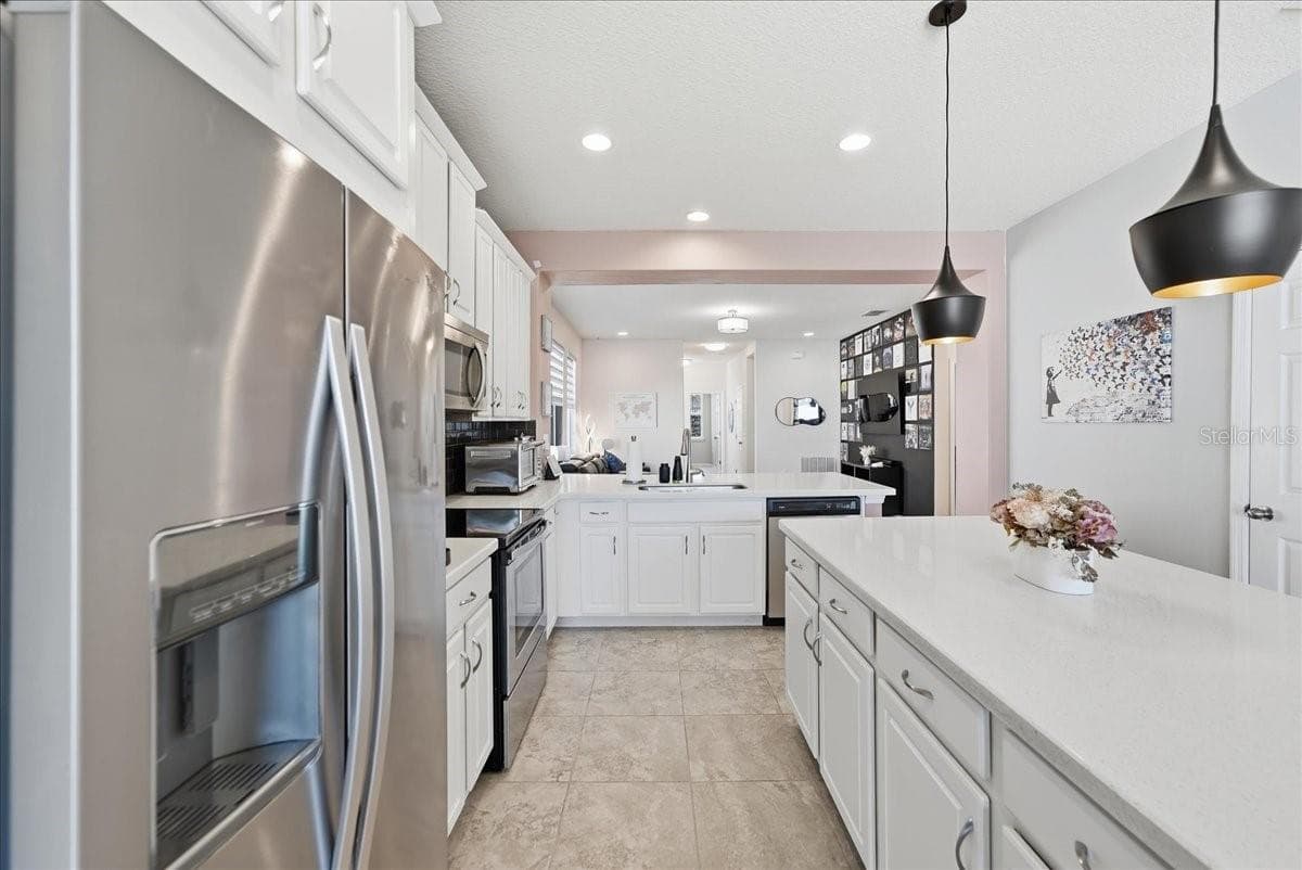 2524 RAPOLLO DRIVE — photo 10 of 31
