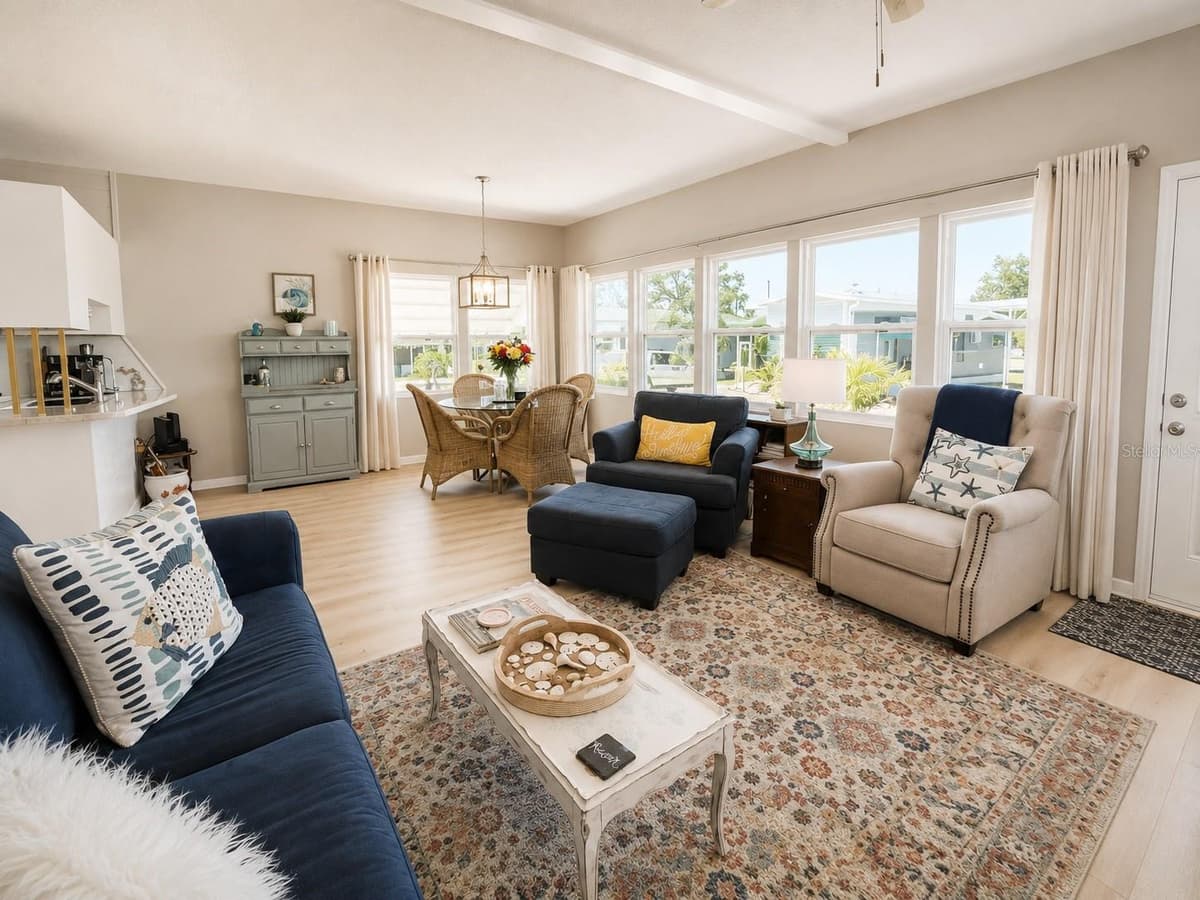 6621 MARINA DRIVE — photo 6 of 37