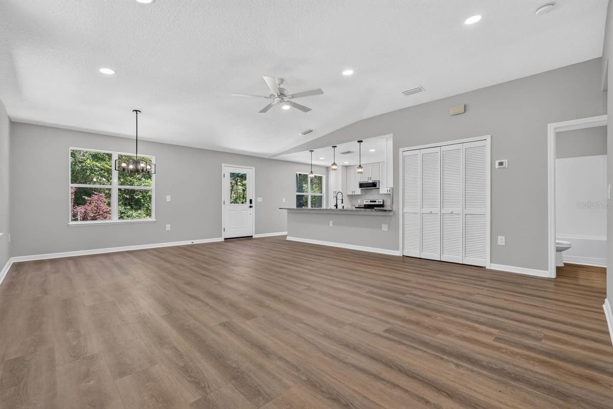 288 MCMILLON DRIVE — photo 9 of 37