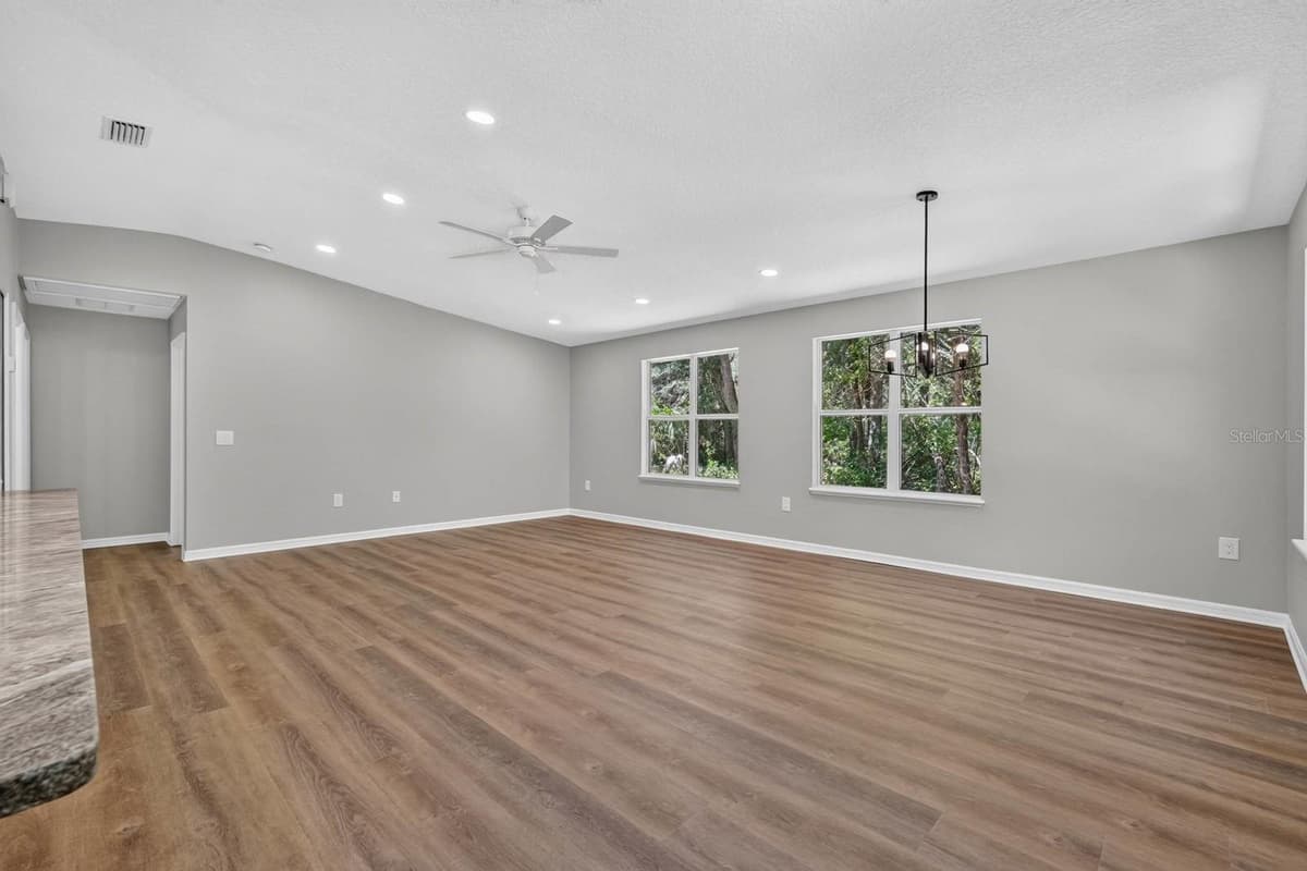 288 MCMILLON DRIVE — photo 5 of 37