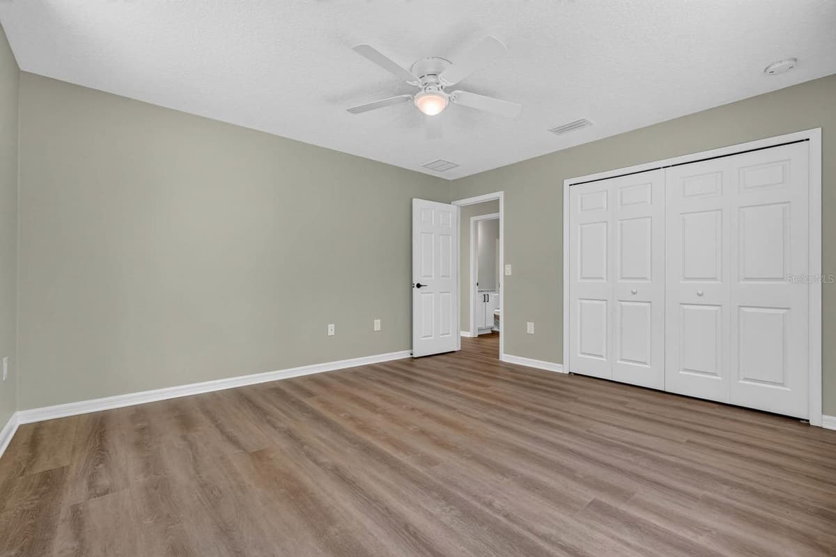 288 MCMILLON DRIVE — photo 15 of 37