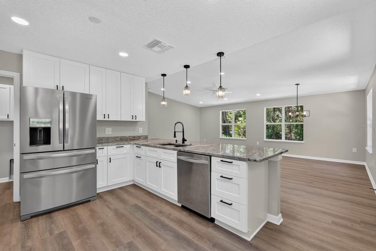 288 MCMILLON DRIVE — photo 6 of 37