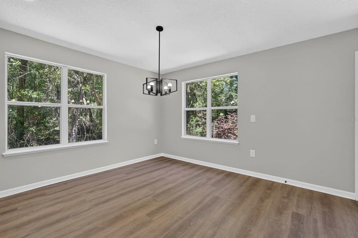 288 MCMILLON DRIVE — photo 13 of 37