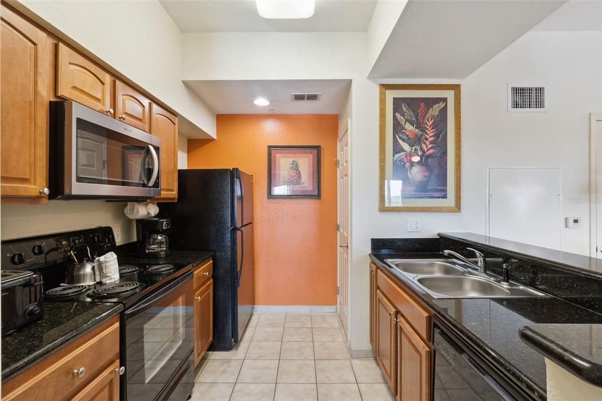 8100 POINCIANA BOULEVARD — photo 10 of 61