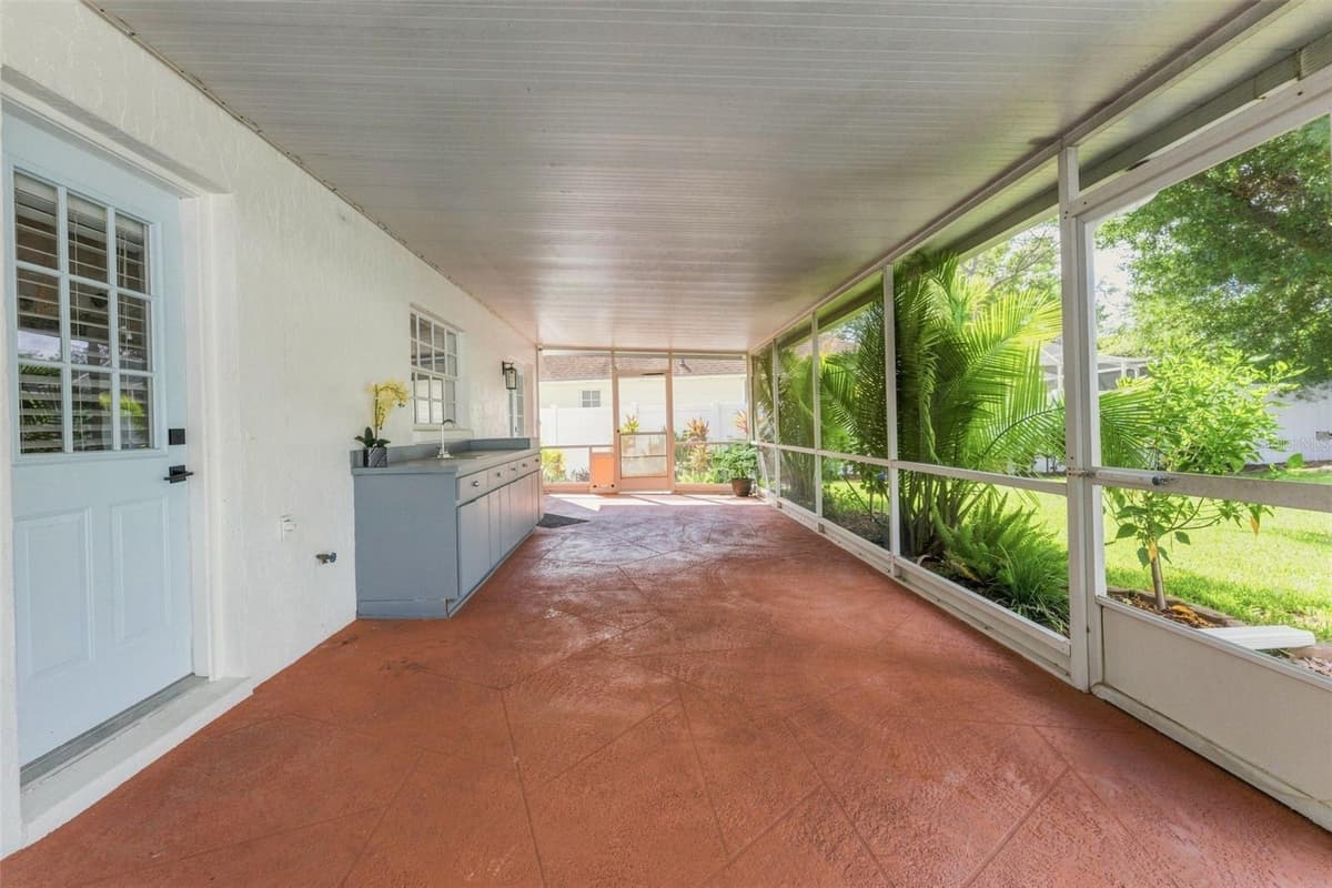 15622 INDIAN QUEEN DRIVE — photo 42 of 51