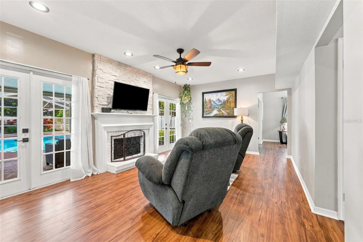 15622 INDIAN QUEEN DRIVE — photo 18 of 51