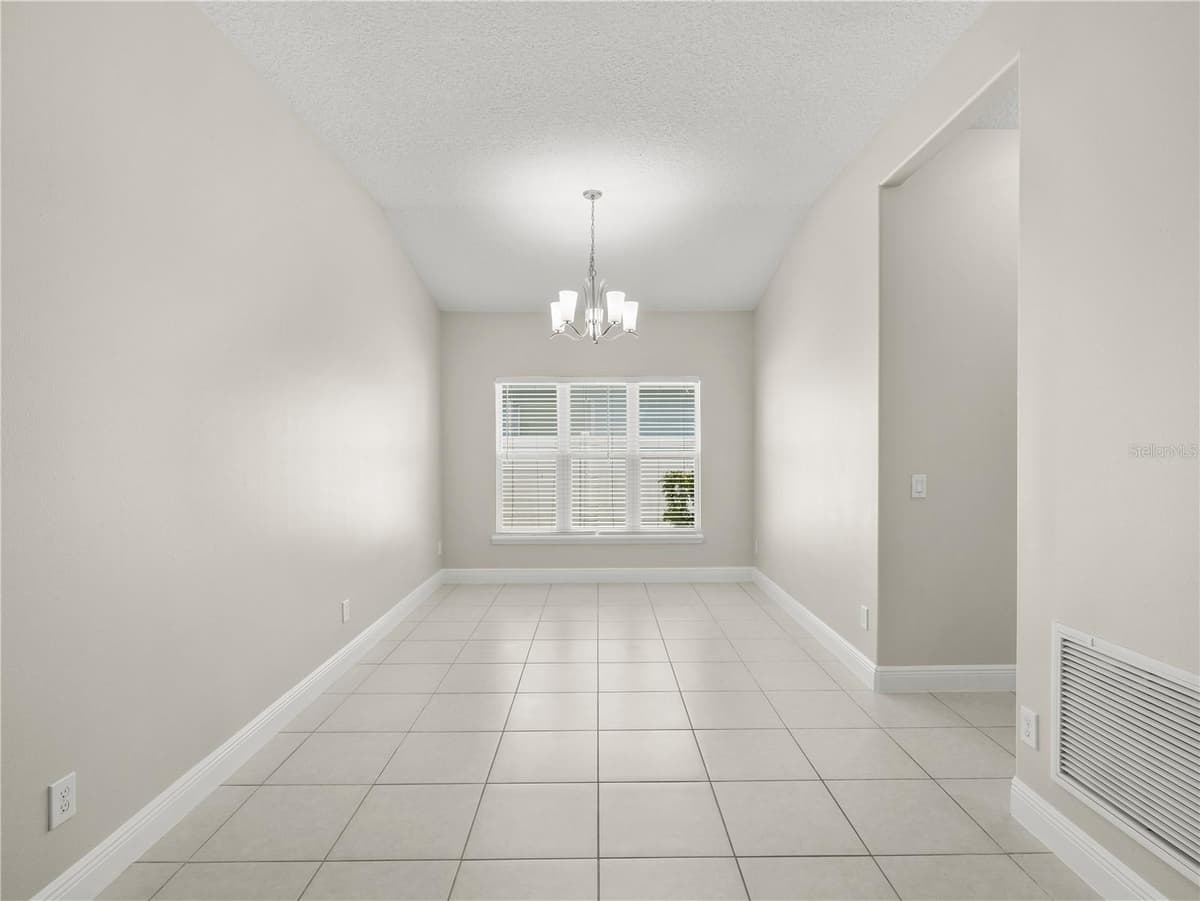 4212 RUTHANN CIRCLE — photo 8 of 32