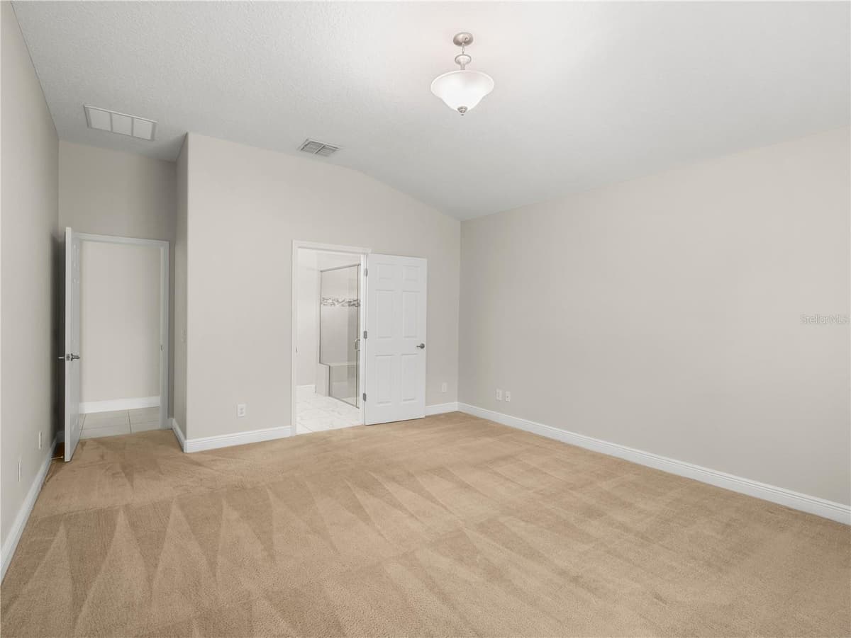 4212 RUTHANN CIRCLE — photo 10 of 32