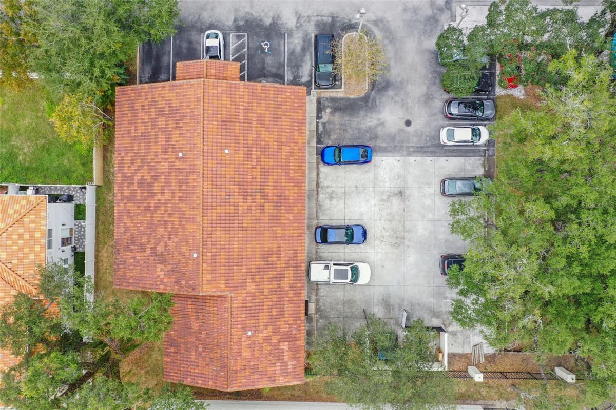 1560 CLEVELAND STREET — photo 11 of 13