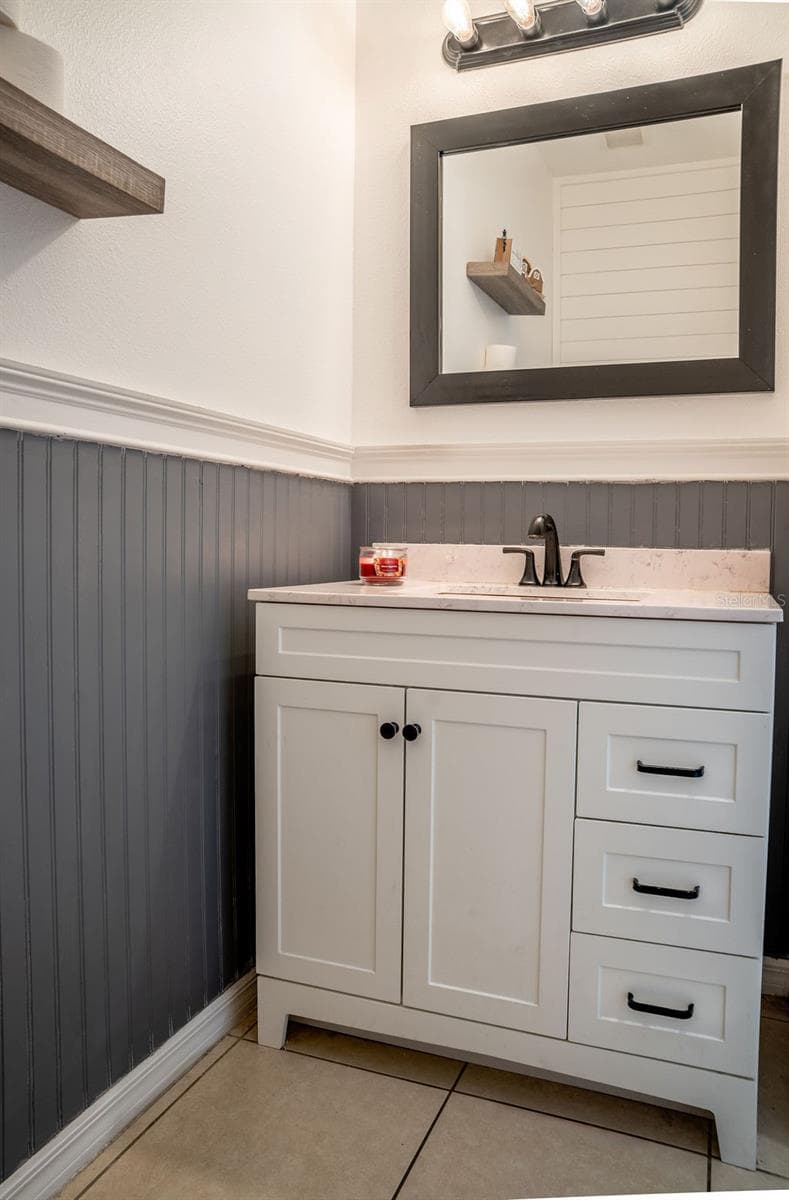 612 SILVERTHORN PLACE — photo 14 of 37