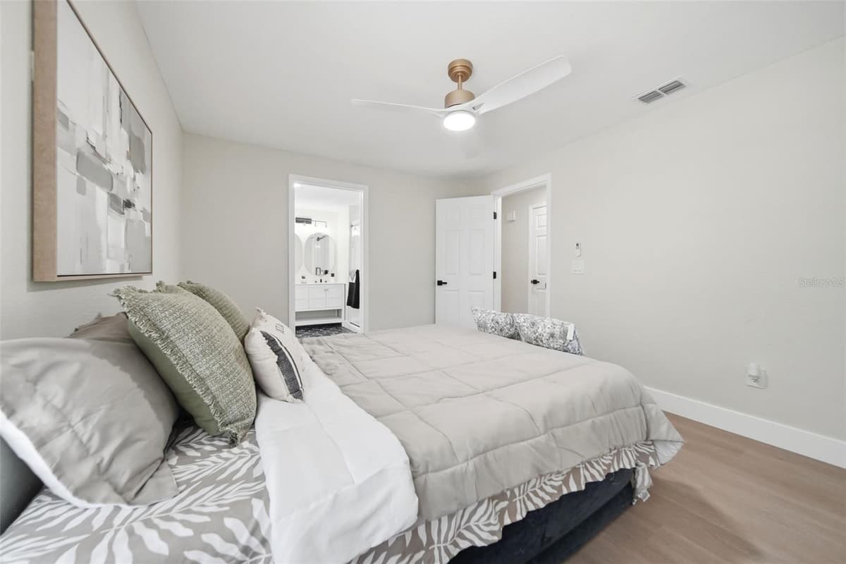 2321 PINE HILL PLACE — photo 18 of 24