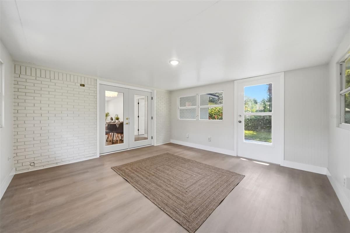 2321 PINE HILL PLACE — photo 21 of 24