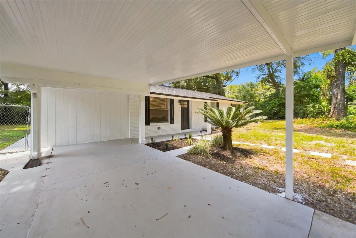 2321 PINE HILL PLACE — photo 3 of 24