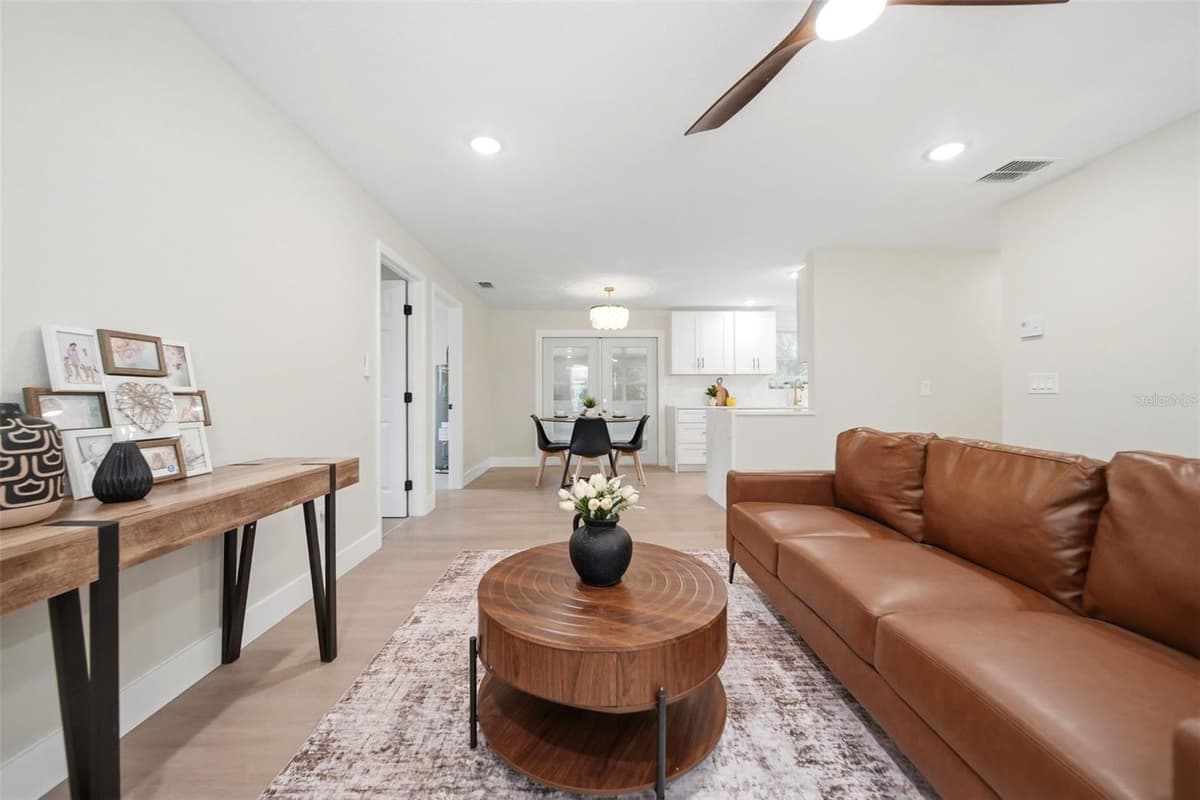 2321 PINE HILL PLACE — photo 6 of 24