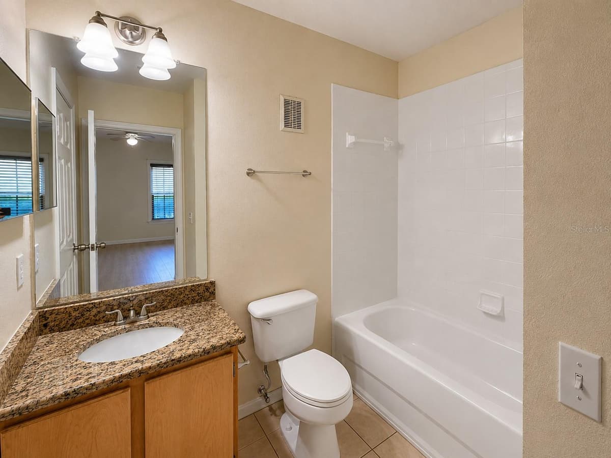 6554 SWISSCO DRIVE — photo 11 of 27