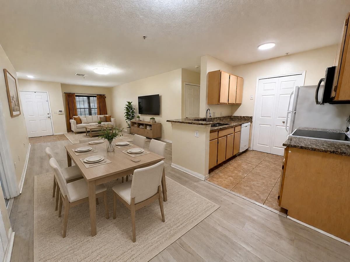 6554 SWISSCO DRIVE — photo 3 of 27