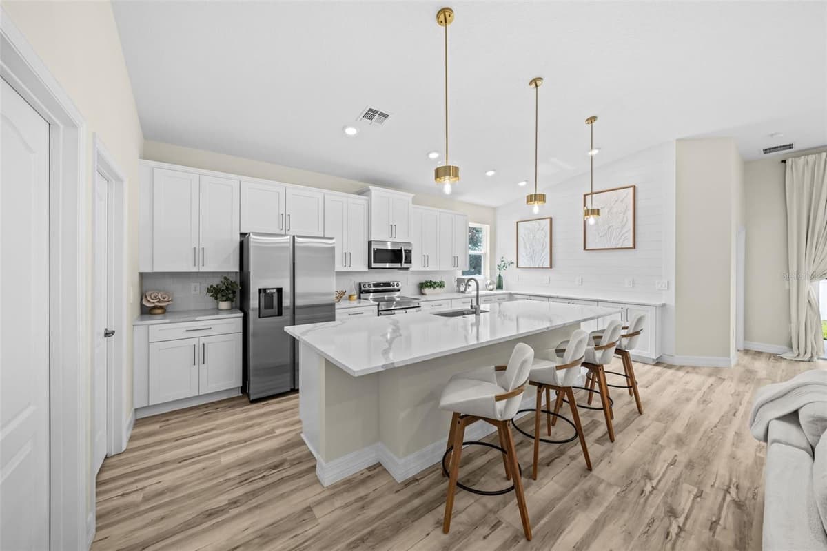3181 LA FRANCE AVENUE — photo 5 of 28