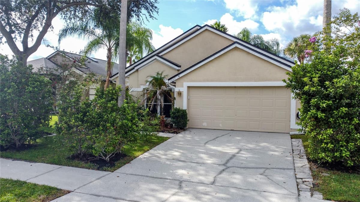 1047 KELLY CREEK CIRCLE — photo 3 of 59