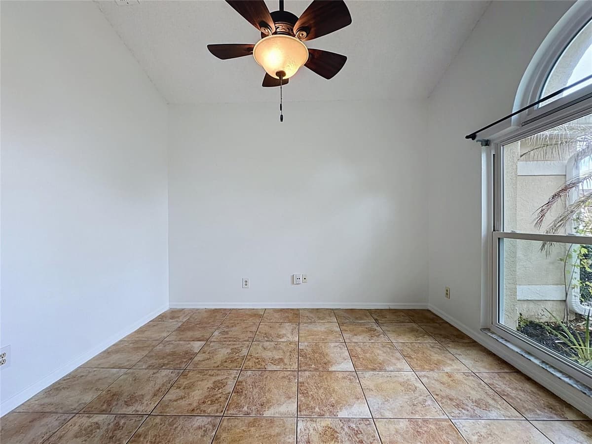 1047 KELLY CREEK CIRCLE — photo 31 of 59