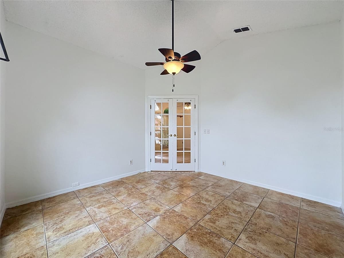 1047 KELLY CREEK CIRCLE — photo 32 of 59